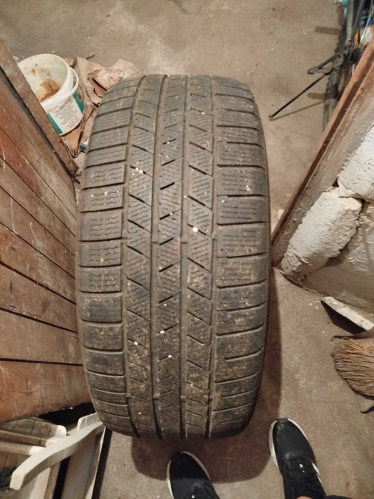 Продавам 4 броя гуми 275/40/22