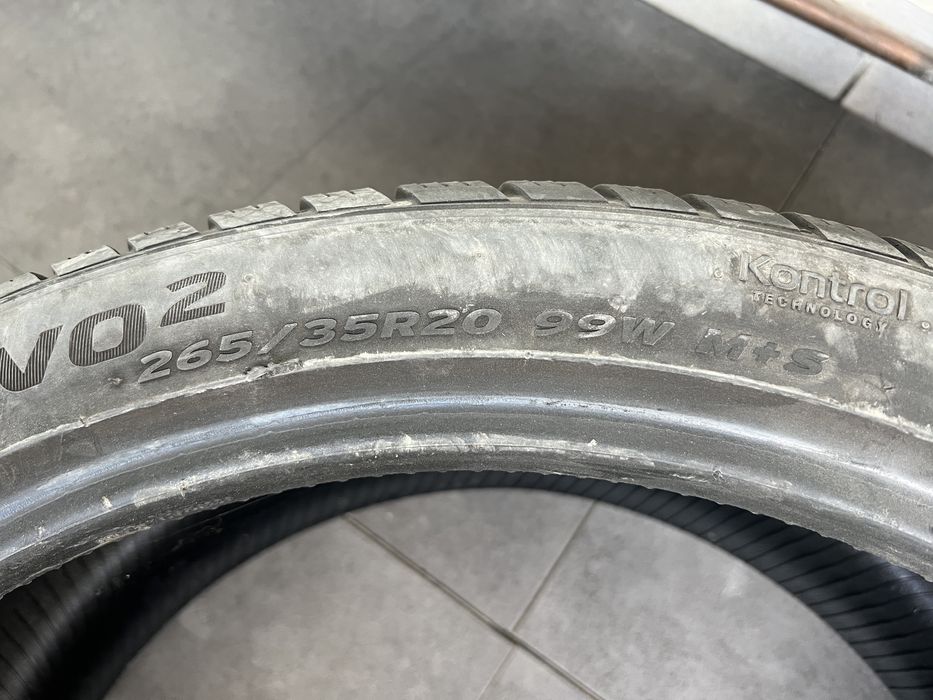 Vand 2 anvelope 265x35x20 Hankook iarna M+S