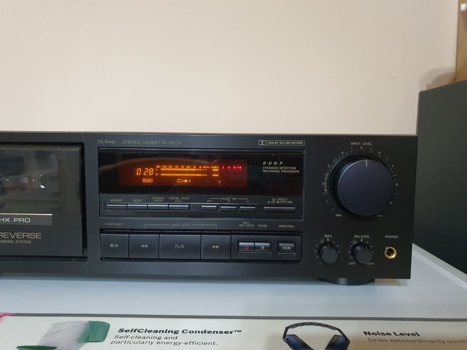 JVC---TD-R --442