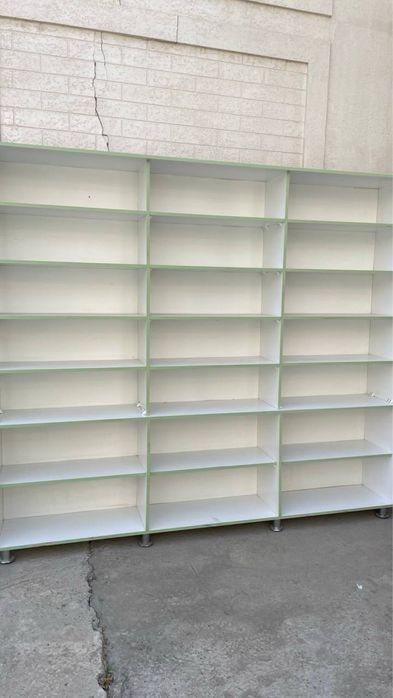 Polka apteka uchun. Полки в магазин аптеку