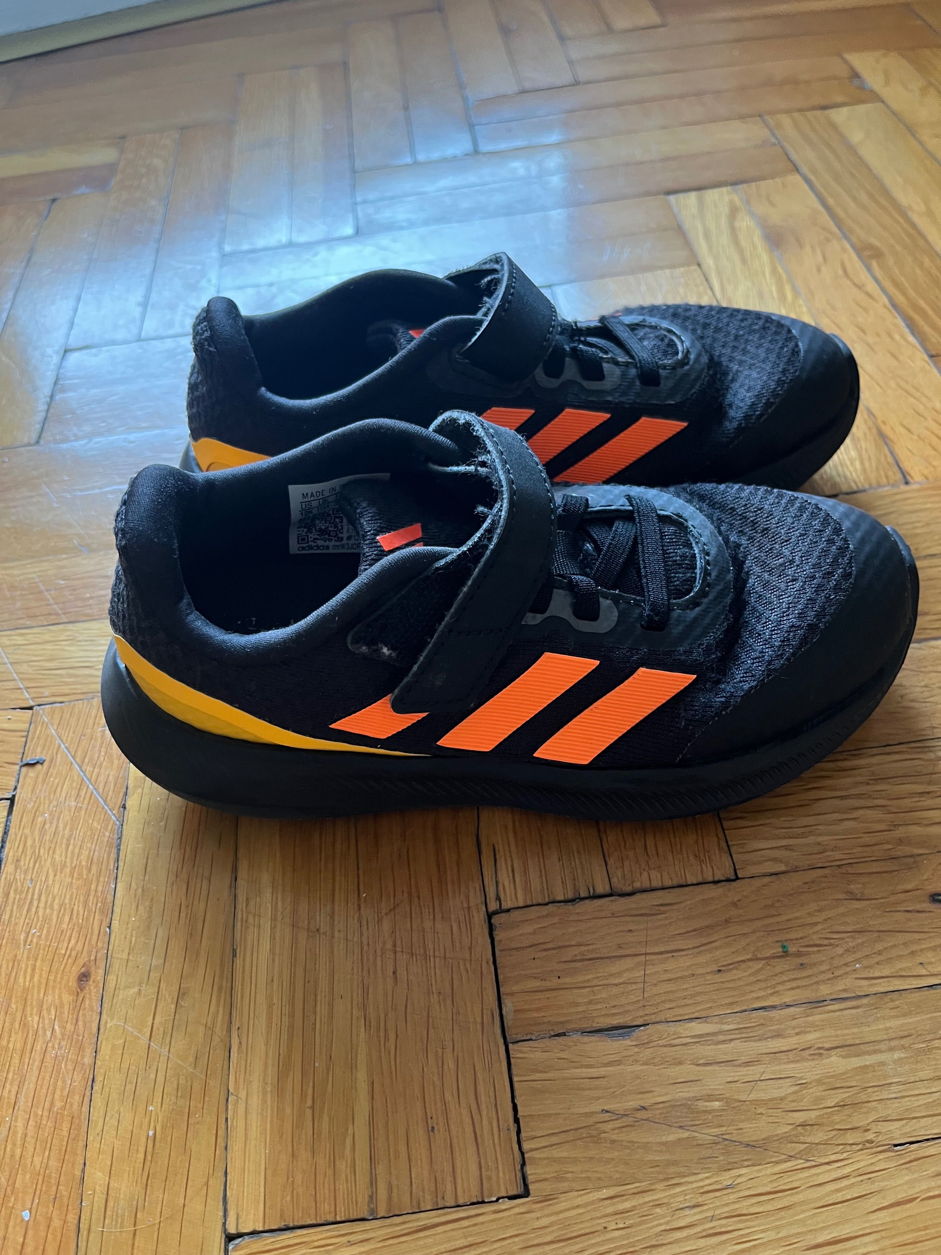 Детски маратонки ADDIDAS размер 30