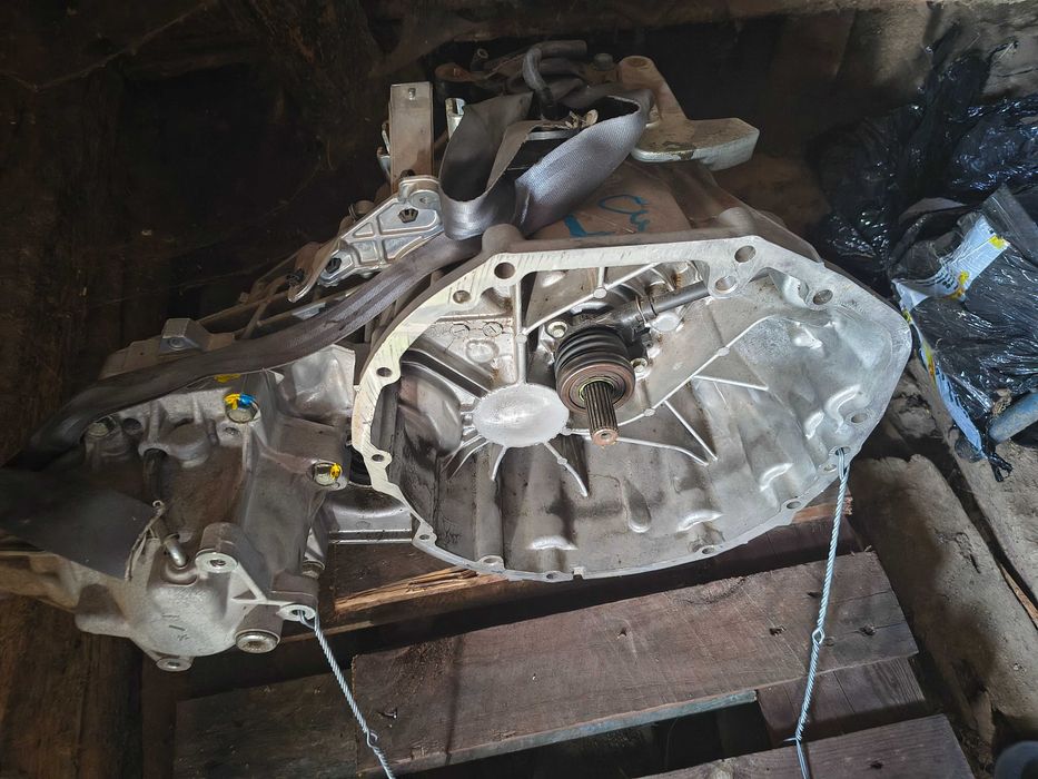 Cutie de viteze cu grup transfer 2.0 M9R Nissan X-trail T31