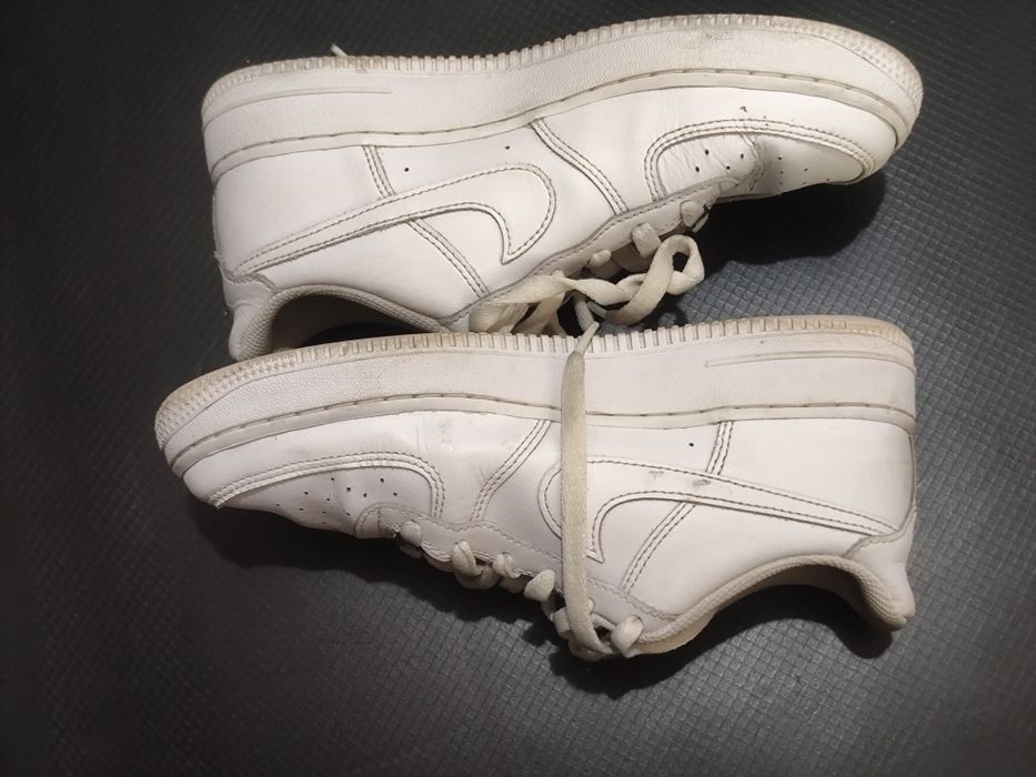 Adidasi Nike Air force