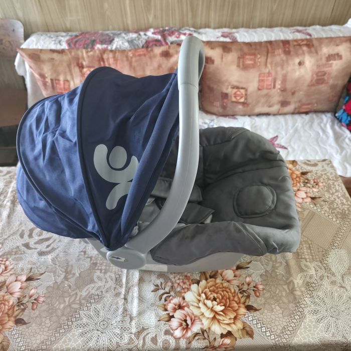 Кошница за бебе и люлка