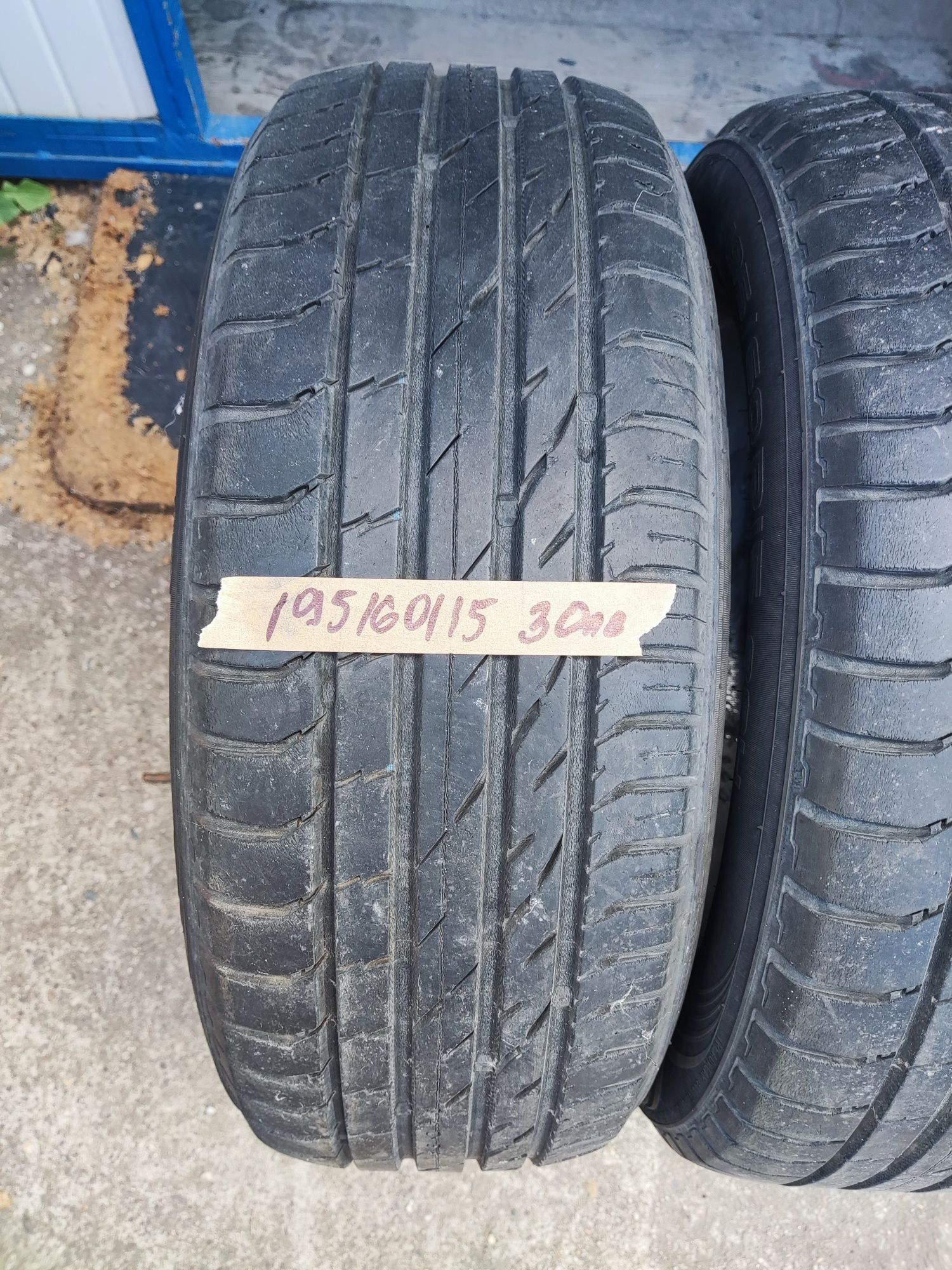 195/60/15 Nokian