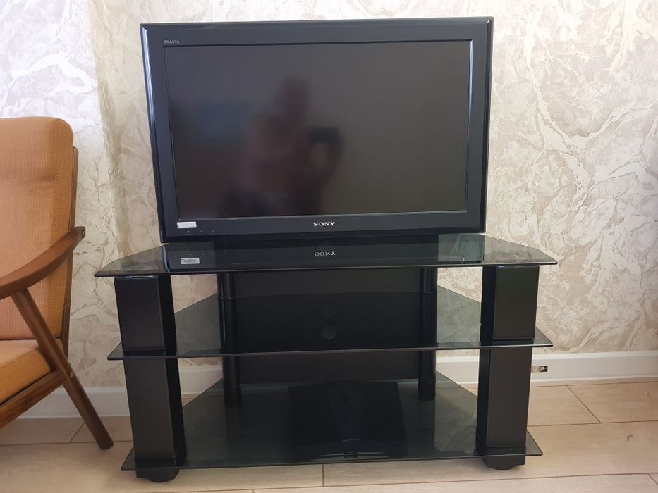Продам телевизор Sony ,диагональ 80см.