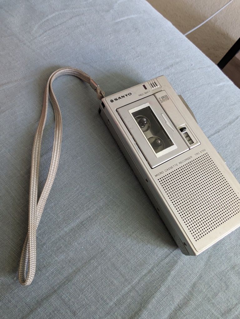 Reportofon microcaseta Sanyo, perfect functional