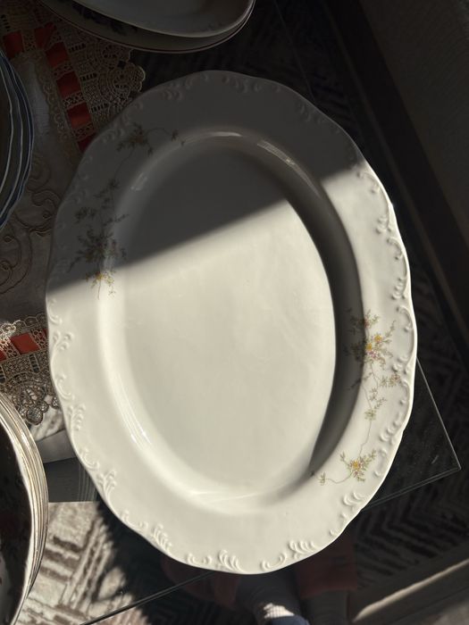 Ретро порцеланов сервиз за хранене, 27 части