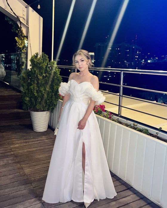 Белое платье от Sposa