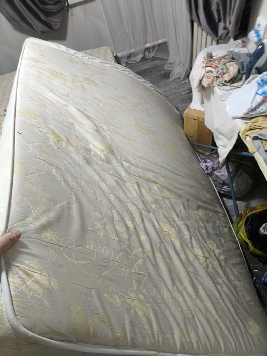 Продам матрас 200х140