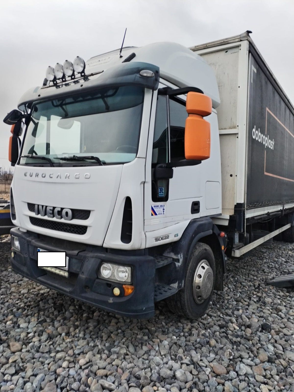 Iveco Eurocargo 150E22 , prelata perdea si obloane 9,3 m