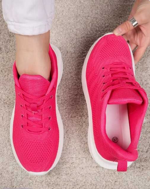 ZM SHOES
Кроссовки Cпортивные женские на 36р