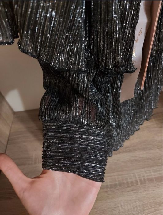 Блестяща елегантна блуза Mohito