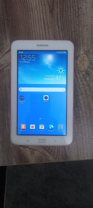 Планшет Самсунг б/у. В нормальном состоянии