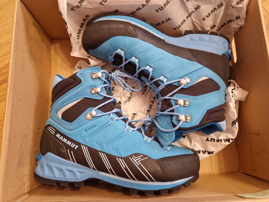 Bocanci dama, munte, tura Mammut Goretex, salewa,scarpa,la sportiva