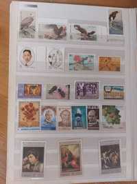 Clasor cu timbre vechi de colecție din toată lumea și premii antice.