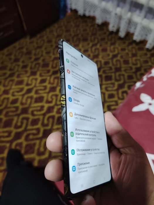 Samsung S10 Lite  6/128 сотилади 115$. Обмен бор.