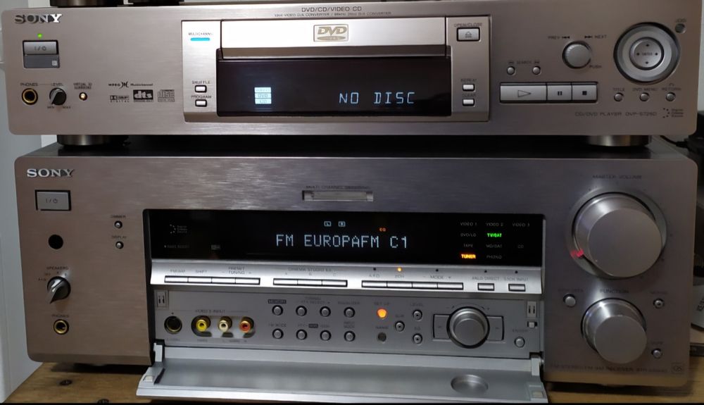 CD DVD player Sony DVP-S725D
