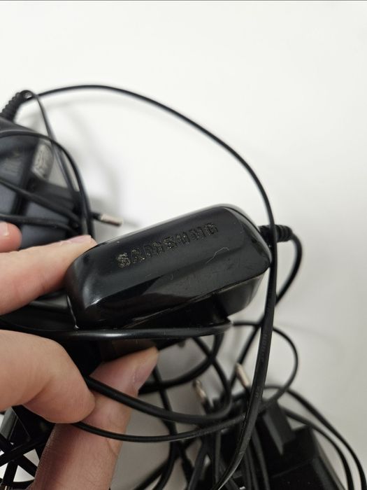 Încărcător Nokia căsti