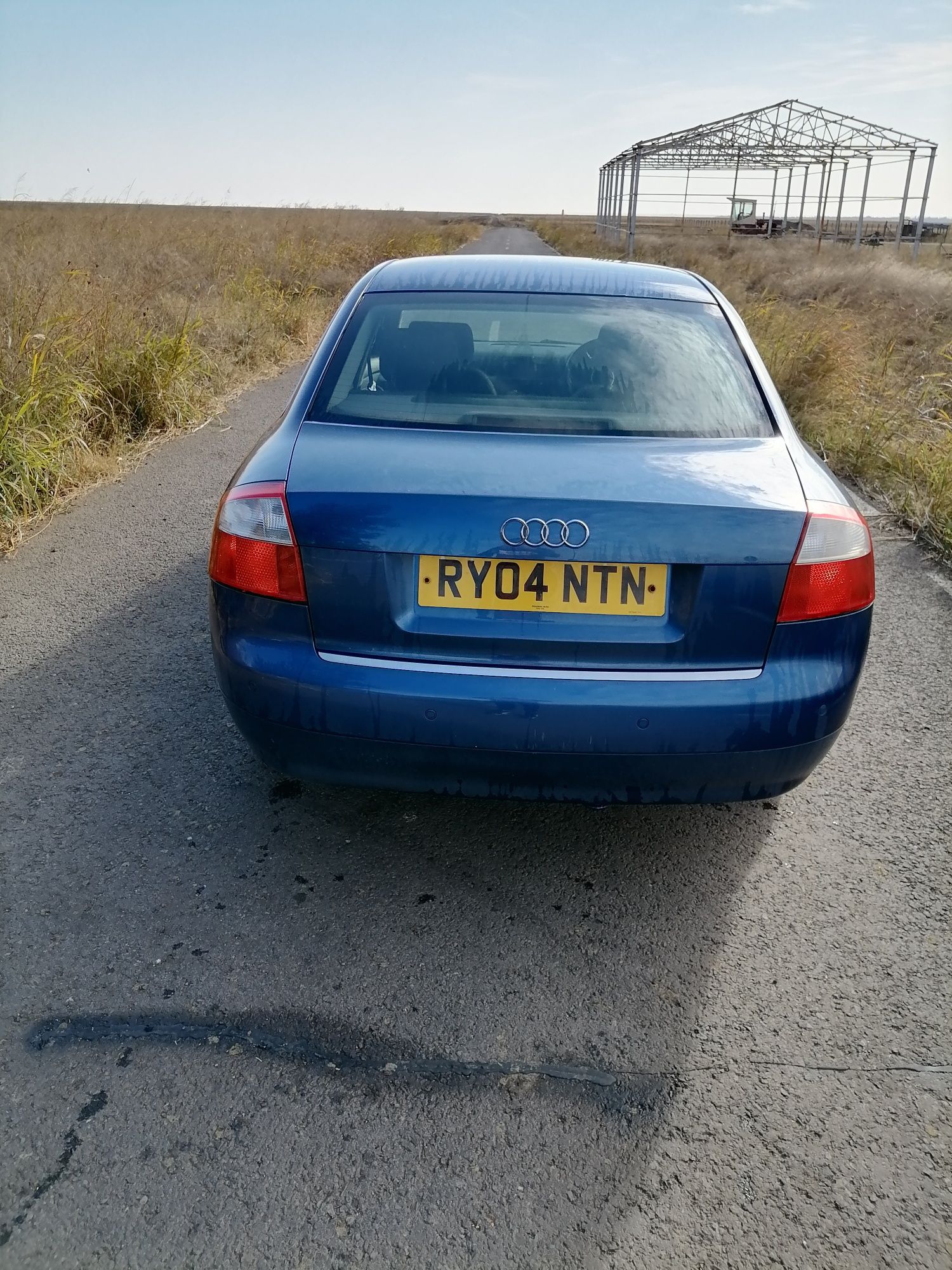 Dezmembrez Audi A4 b6 1.9 Tdi AVB 101 CP