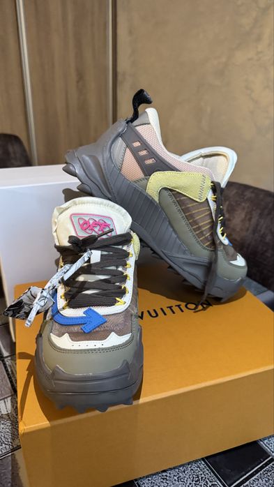 Off-White ODSY-1000 Sneakers/Adidasi  – mărimea 43 – Noi
