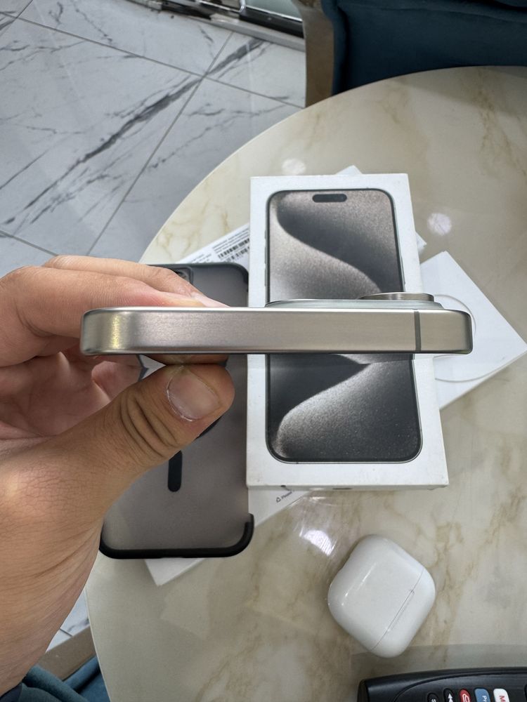 Iphone 15 pro max 256gb VNA