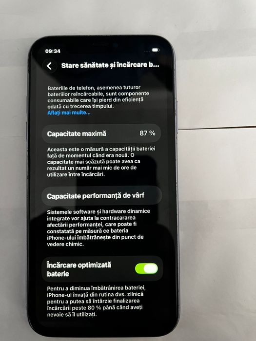 Iphone 11 întreținut