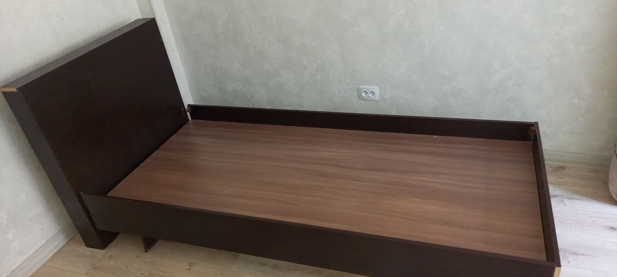 Кровать, б/у , ДСП,