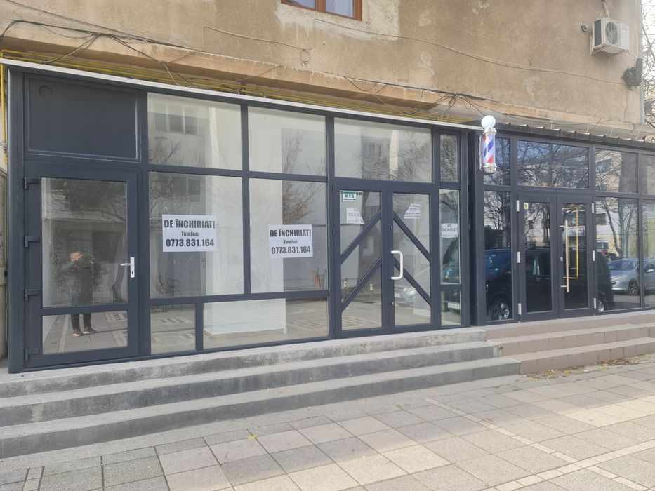 Ofer spre inchiriere spatiu comercial 40 m2 explanada Pascani