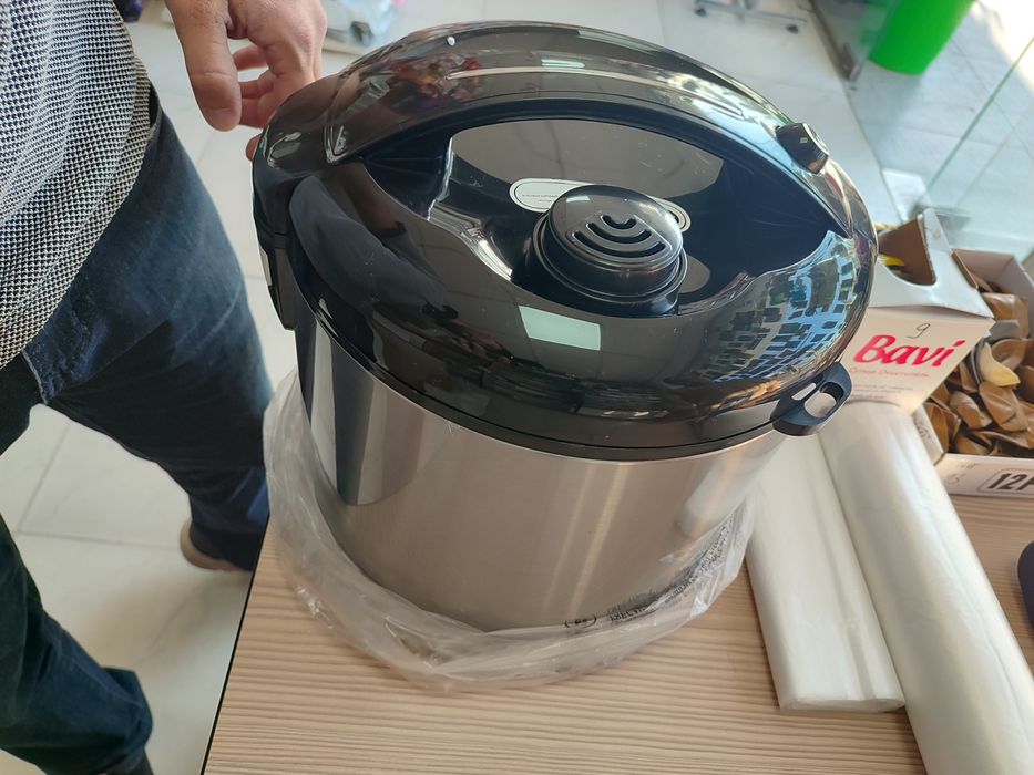 Multivarka juda arzon narxda sifatli Va Yengi