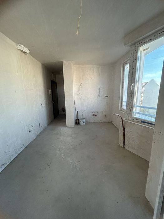 Едностаен апартамент в нова сграда! ж.к. Красна поляна 3! Комуникатив