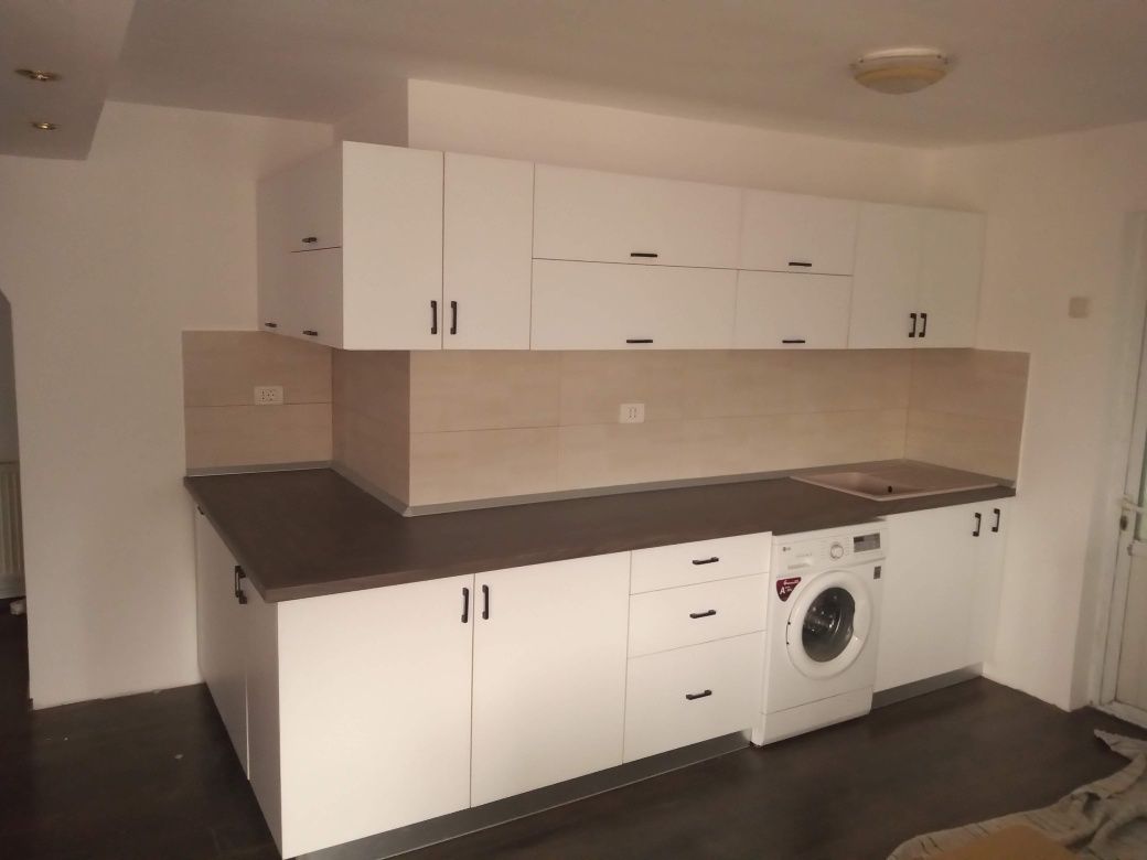Mobilier la comanda