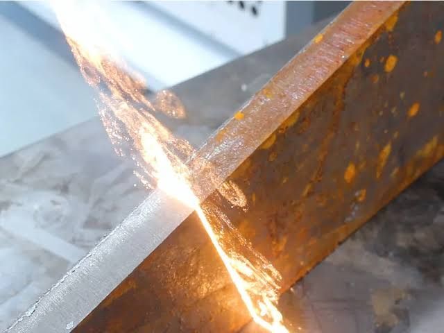 Curatare rugina cu  laser