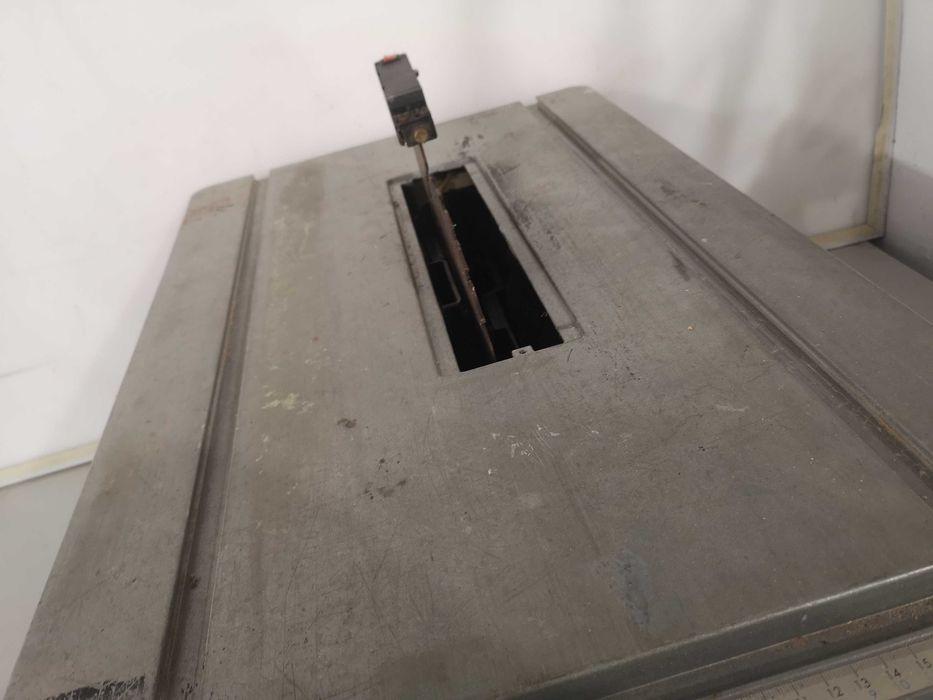 Циркуляр за дърво - WorkZone  2000W