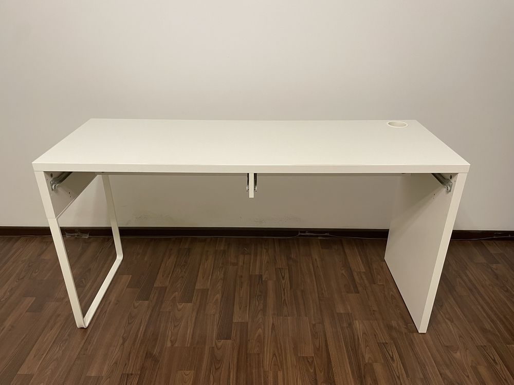 Vând birou IKEA Micke – ideal pentru 2 persoane Cod produs: 902.143.08