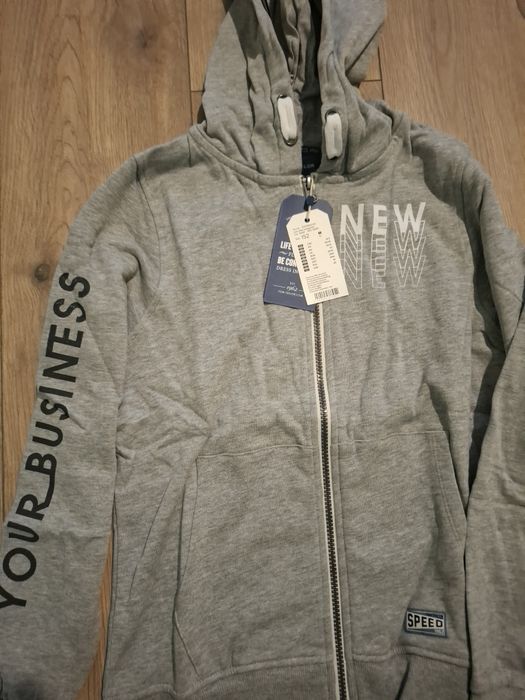 Дрехи и обувки за деца