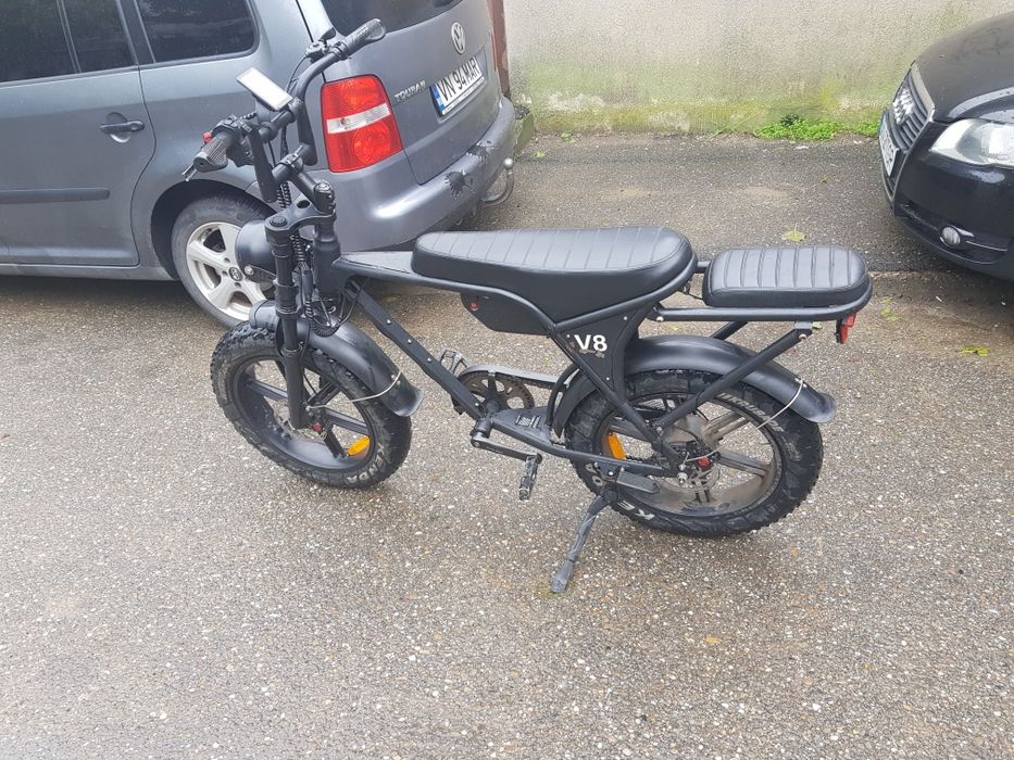 Vand motoreta electrica V8