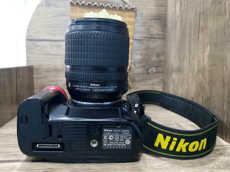 Nikon D7000 сотилади холати яхши