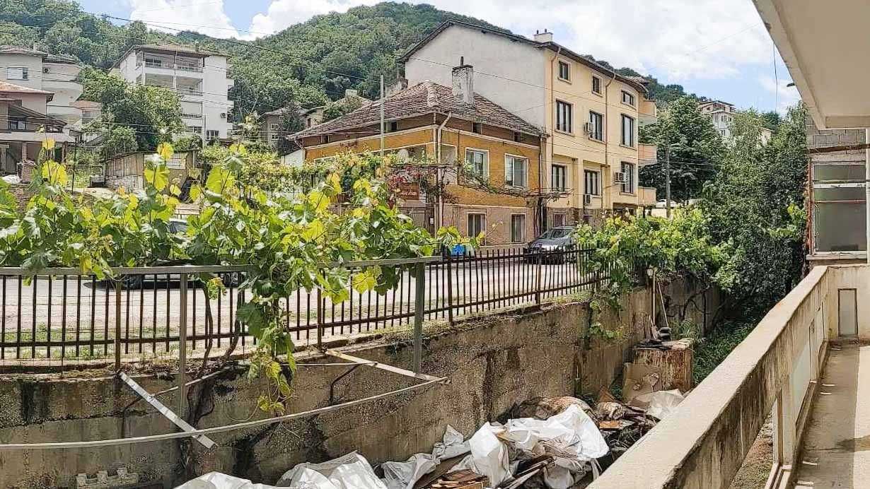 Продава се Четиристаен апартамент в Петрич - 165 кв.м за 600 €/кв.м - Снимка #6