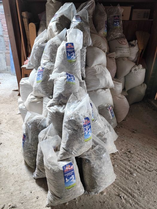 Продавам гълъбов тор