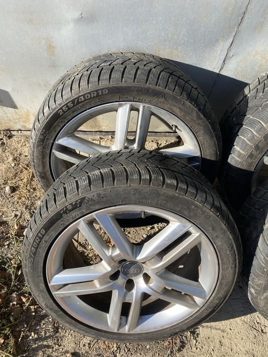 Зимни гуми Tracmax 255/40/19 дот24г