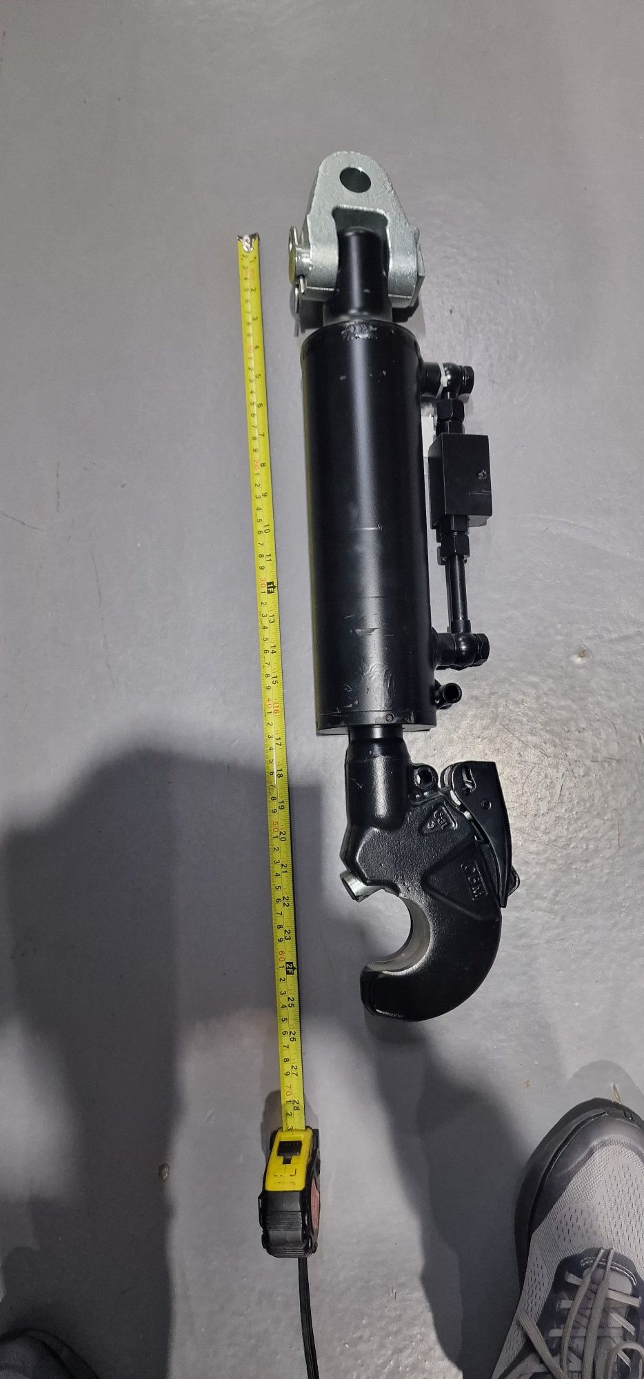 Tirant central stabilizator hidraulic tractor utilaje agricole toată g