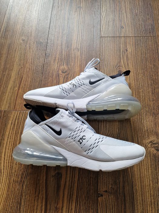 Страхотни мъжки маратонки NIKE MAX 270 , номер 45