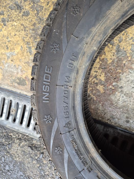 Vând cauciucuri 165/70/14 M+S 2 buc