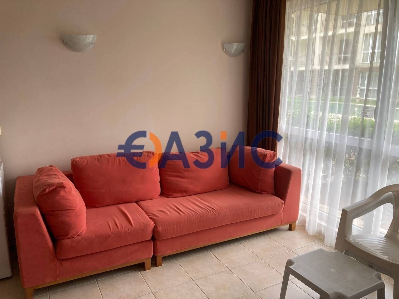 Продава се Едностаен апартамент в к.к. Слънчев бряг - 38 кв.м за 1527 €/кв.м - Снимка #1