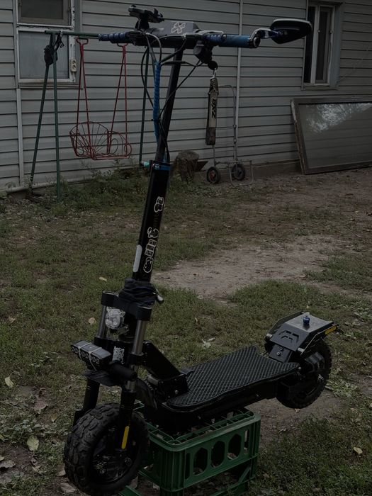 Электросамокат Yeep.me 110 — 1000Вт, 50 км/ч, до 60 км хода