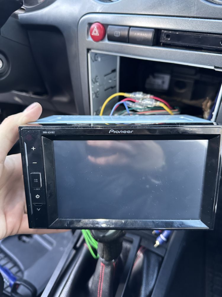 Pioneer DMH-A241Bt