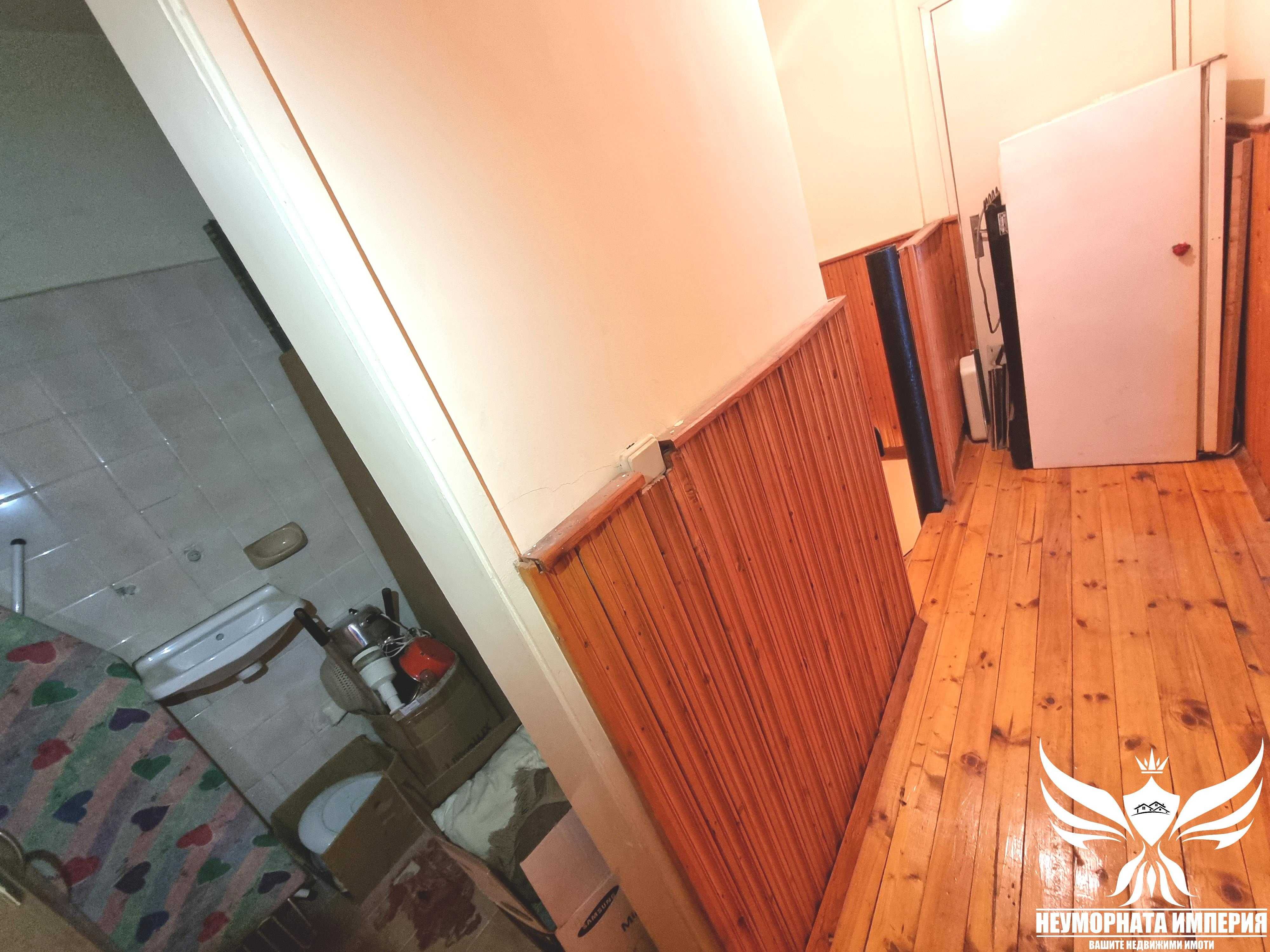 Продавам тристаен/двуетажен мезонет 87РЗПкв гр.Асеновгрд, център