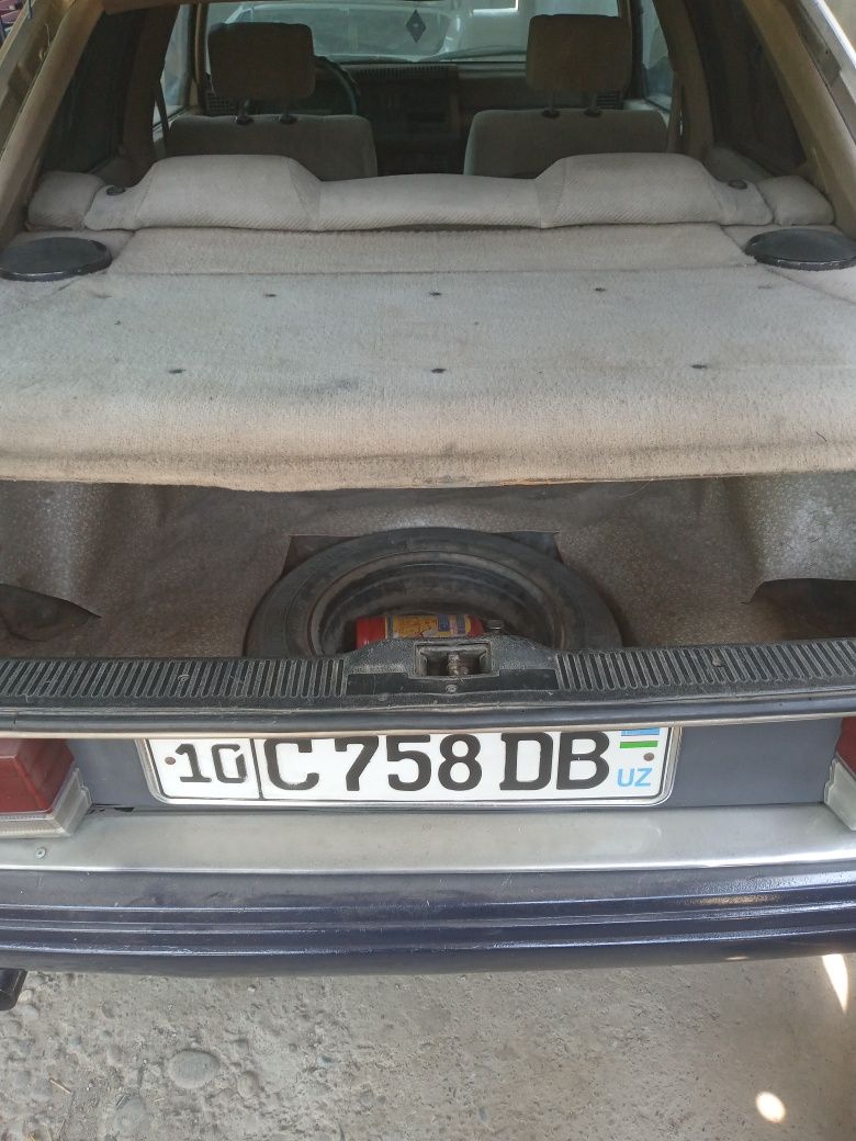Автомобил.                   .