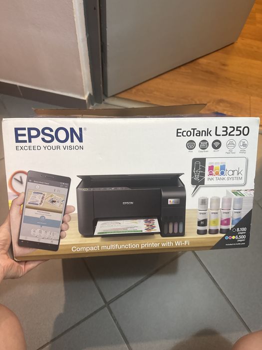 Imprimanta Epson L3250, foarte putin folosita